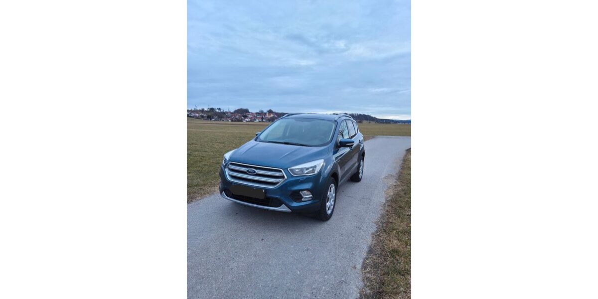 Ford Kuga 94.000 km 10.500 &euro; Blonhofen 87662