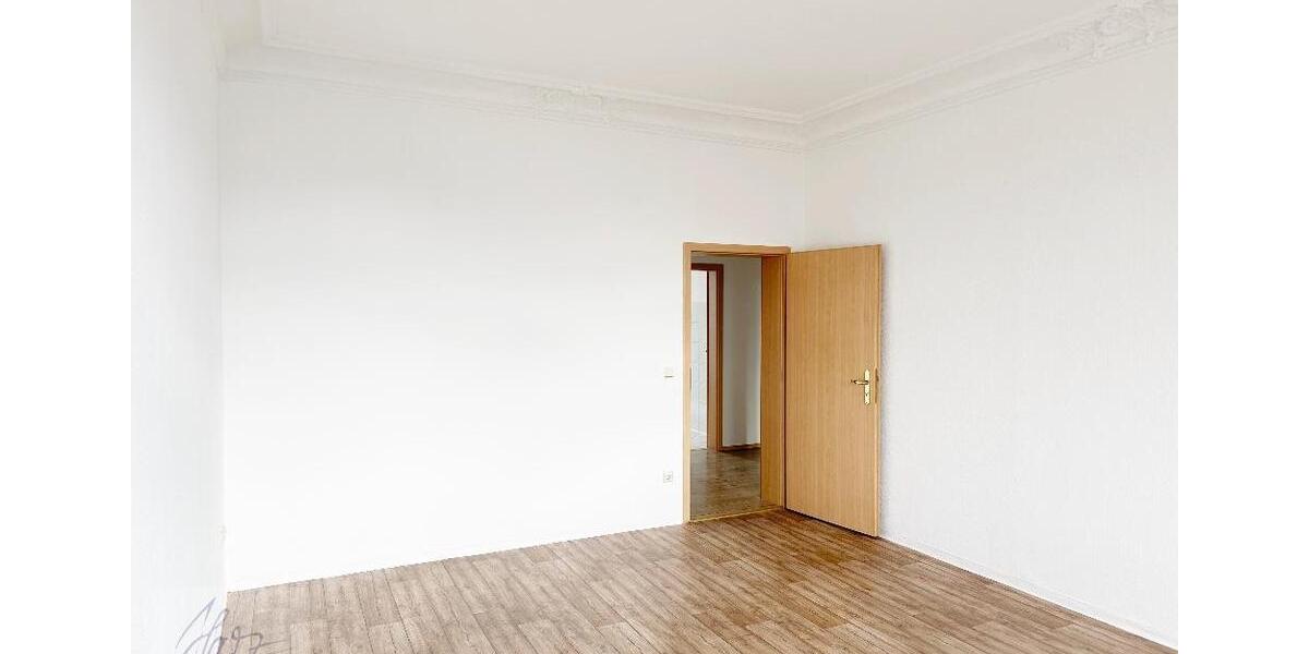 Etagenwohnung Riesa - 2 Zimmer, 74 m&sup2;, 395&euro; | Angebot:26400676