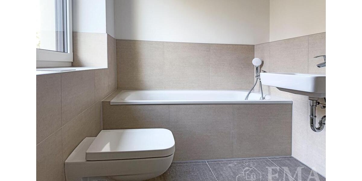 Reihenhaus Falkensee - 4 Zimmer, 109 m&sup2;, 2.299&euro; | Angebot:24711797