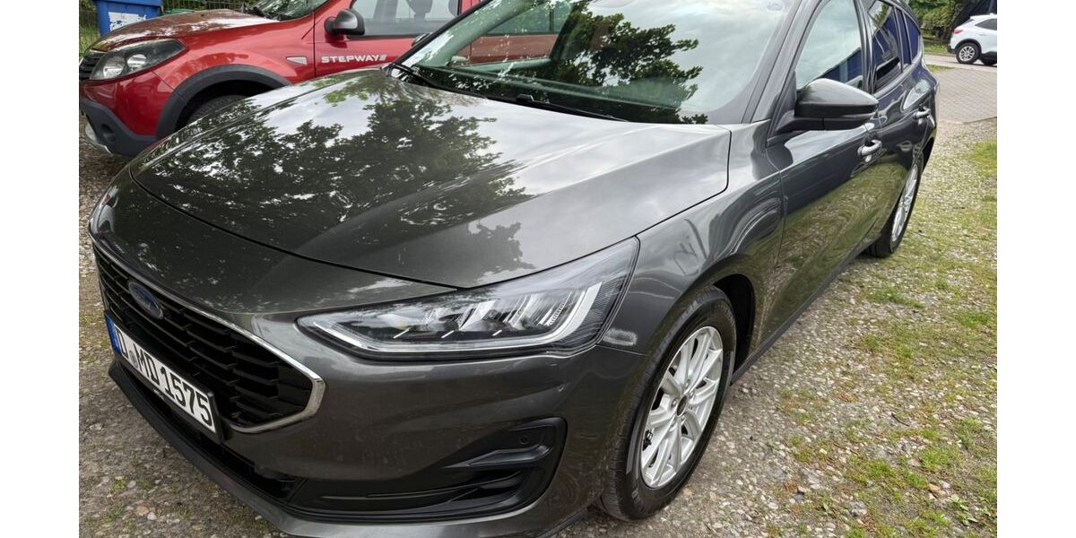 Ford Focus 106.000 km 12.890 &euro; Mahlow 15831