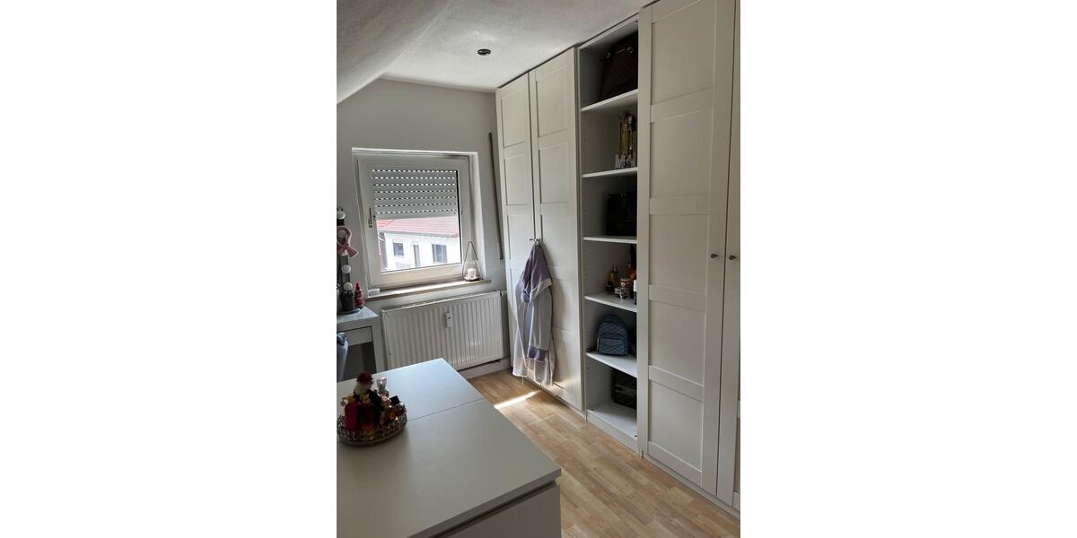 Dachgeschoßwohnung Meitingen - 3 Zimmer, 65 m&sup2;, 850&euro; | Angebot:26678749
