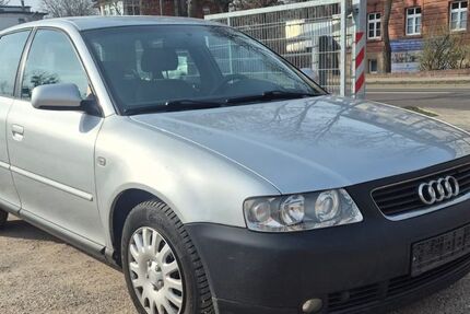 Audi A3 141.001 km 890 &euro; Bitterfeld 06749
