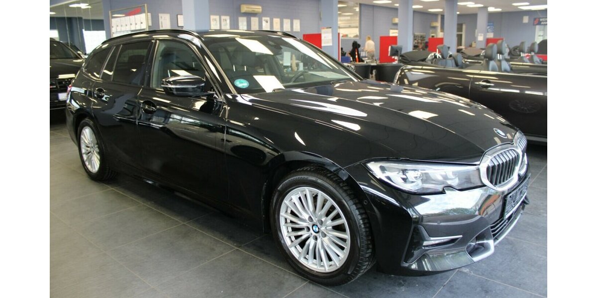BMW 320i Touring Aut. Sport Line 96.130 km 23.980 € Euskirchen 53881