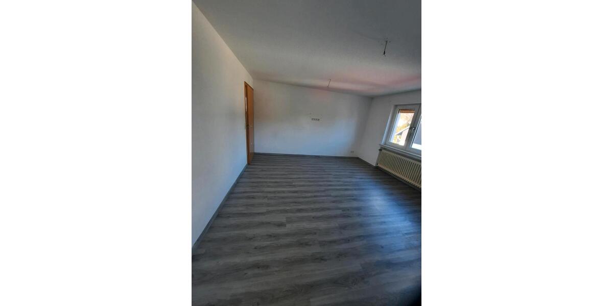Dachgeschoßwohnung Neustadt (Hessen) - 3.5 Zimmer, 80 m&sup2;, 850&euro; | Angebot:25945234