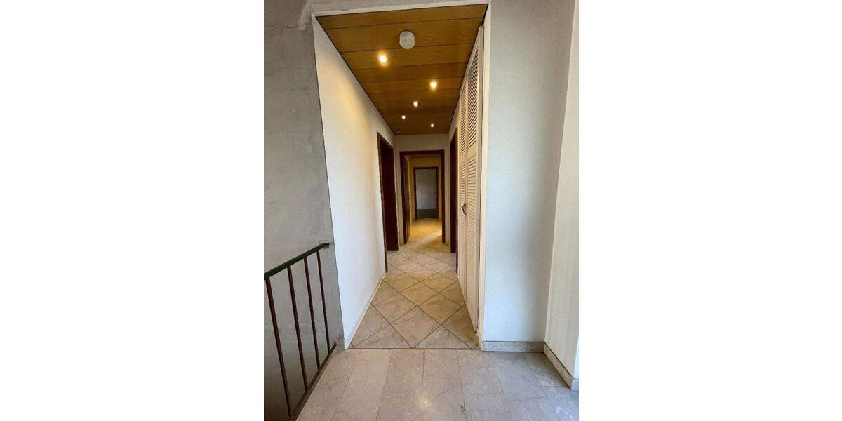 Reihenmittelhaus Bammental - 5 Zimmer, 197 m&sup2;, 449.000&euro; | Angebot:25657612