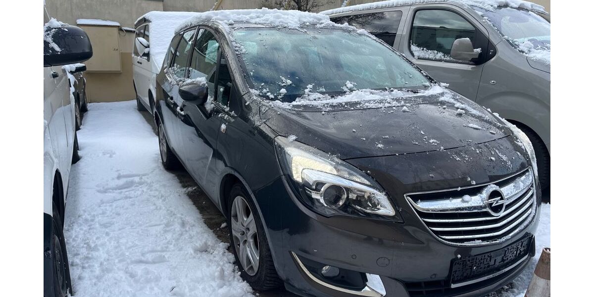 Opel Meriva 141.200 km 6.900 &euro; Berlin 13359