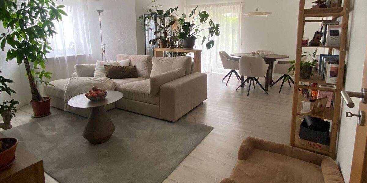 Etagenwohnung Wiesloch Baiertal - 3 Zimmer, 80 m&sup2;, 320.000&euro; | Angebot:26291533