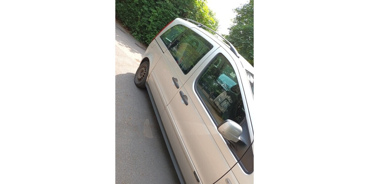 Mercedes-Benz Vaneo 171.000 km 3.700 &euro; Duisburg 47051