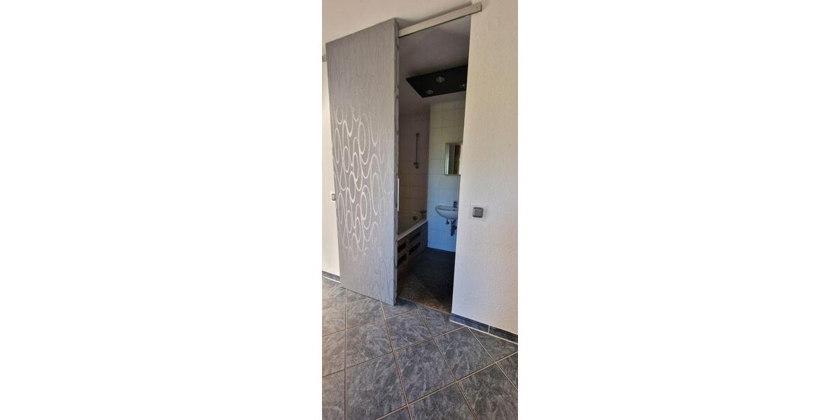 Provisionsfrei* Ruhige 3,5-Zimmer-Wohnung mit Südbalkon & Grünblick - Parkseite direkt unterm Dach in Mannheim-Vogelstang - Etagenwohnung Mannheim Käfertal | Angebot:27223340