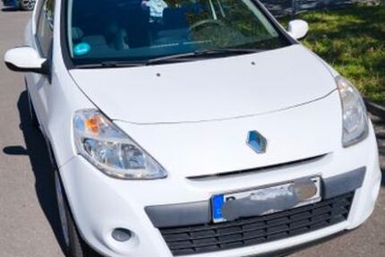Renault Clio 68.000 km 3.500 &euro; Berlin 13189