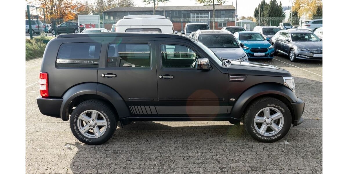 Dodge Nitro 228.000 km 6.600 &euro; Leichlingen 42799