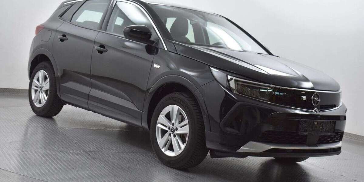 Opel Grandland X 14.964 km 18.950 &euro; Bebra 36179