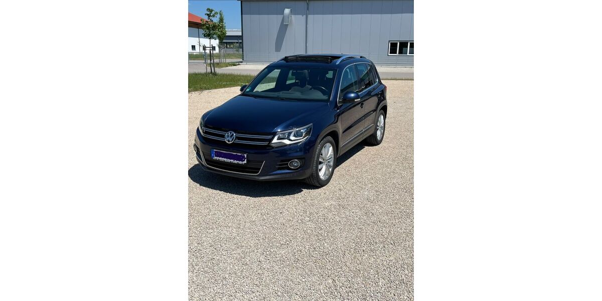 VW Tiguan 129.400 km 10.900 &euro; Alerheim 86733