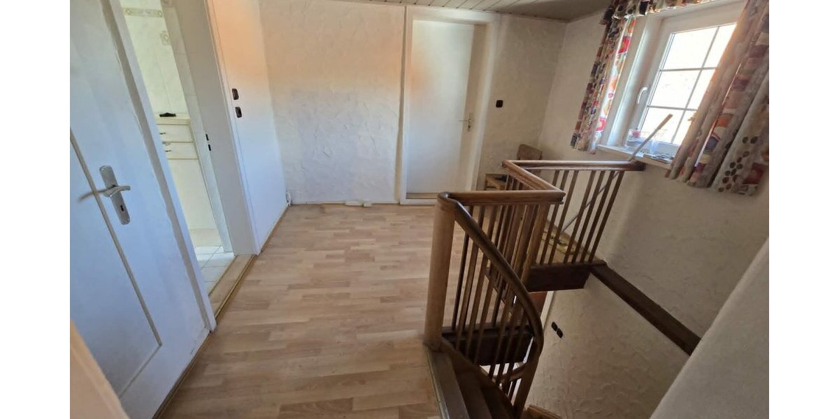 Bebra-OT, EFH + Scheune - Einfamilienhaus Bebra Imshausen | Angebot:27053368