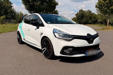 Renault Clio 88.000 km 16.900 &euro; Wolfenbüttel 38304