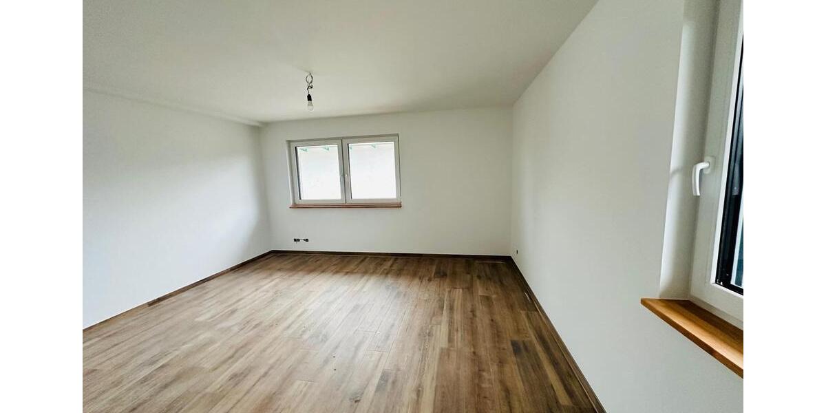 Einfamilienhaus Schleiden - 3 Zimmer, 145 m&sup2;, 1.700&euro; | Angebot:26630965