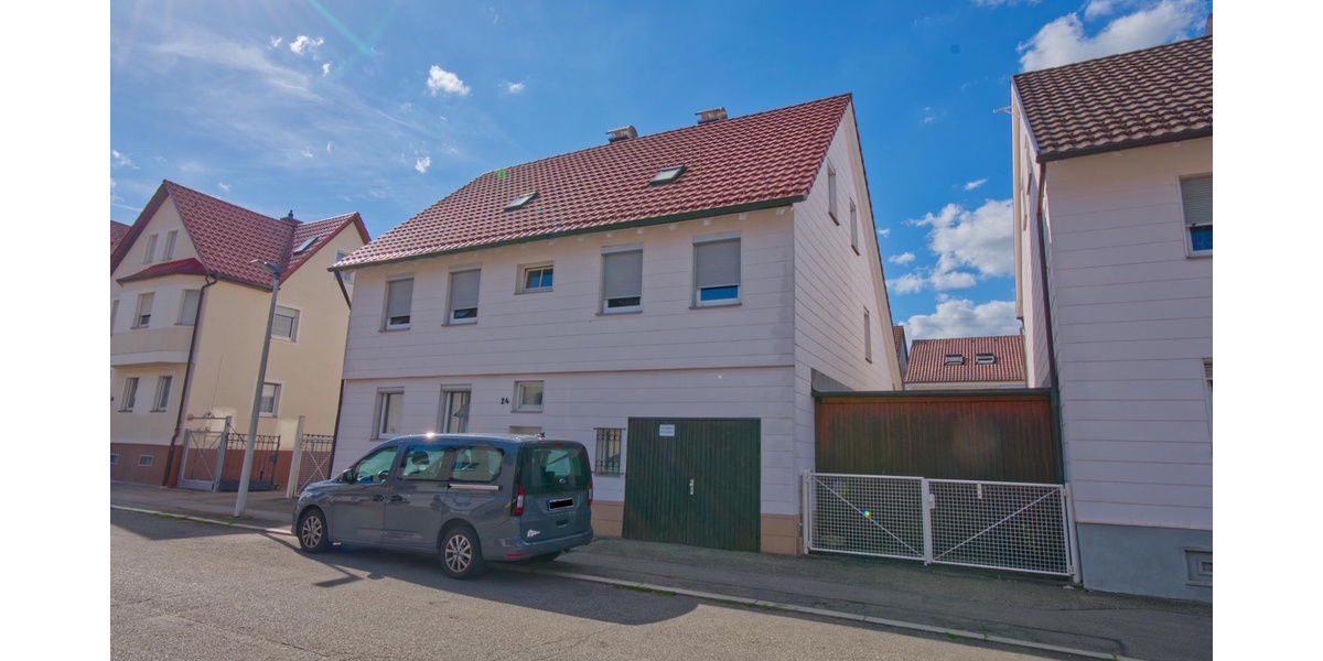 Charmantes Ein-Zweifamilienhaus mit Potenzial und tollem Grundstück in Villingen-Schwenningen - Zweifamilienhaus Villingen-Schwenningen Schwenningen | Angebot:27338964