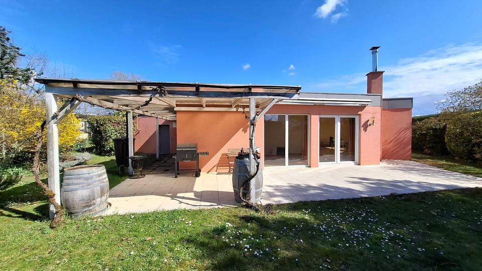 Modernisierter großzügiger Bungalow in Konz-Roscheid zur Miete 4 zimmer