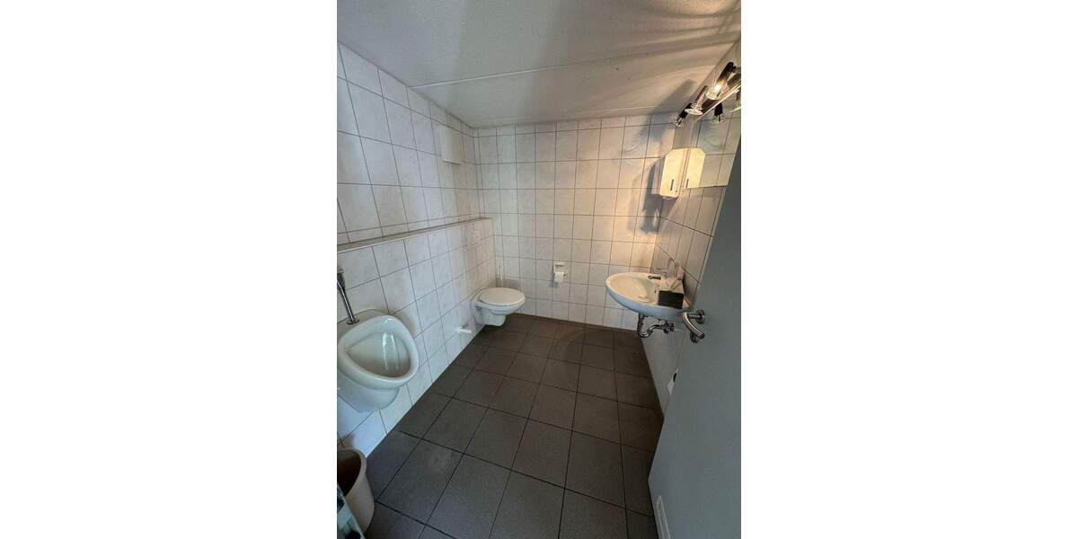 Gewerbeobjekt Altenstadt a.d.Waldnaab Altenstadt - 2.860&euro; | Angebot:21377498