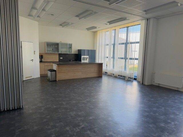 Gewerbeobjekt Güstrow - 1 Zimmer, 3.400&euro; | Angebot:26364071