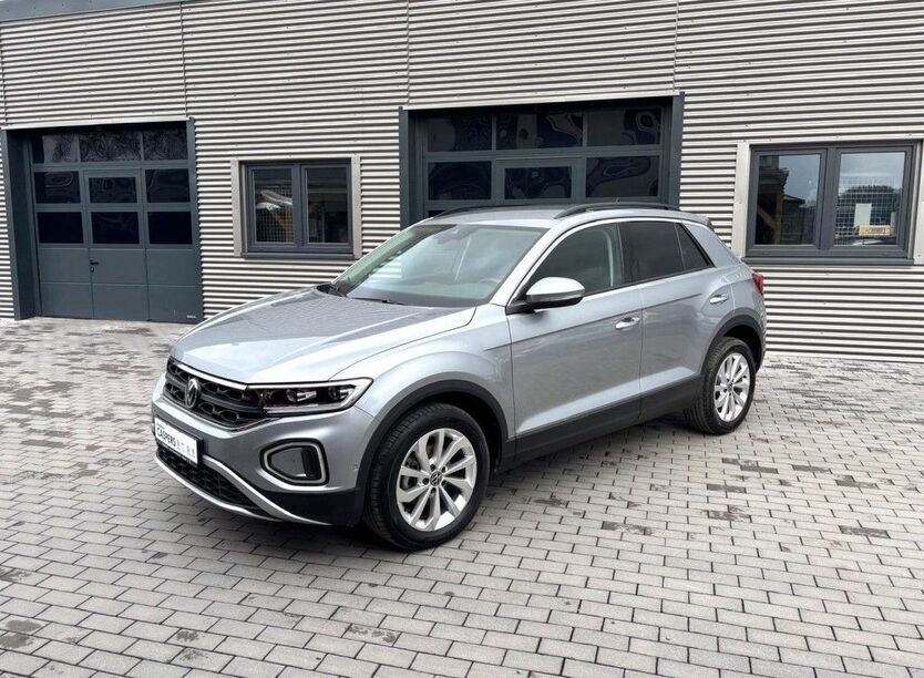 VW T-Roc 21.733 km 23.700 € Birgel 54587