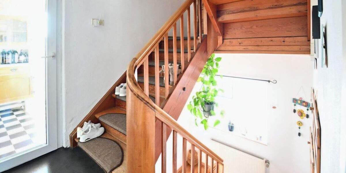 Einfamilienhaus Altdorf - 7 Zimmer, 150 m&sup2;, 425.000&euro; | Angebot:25744096