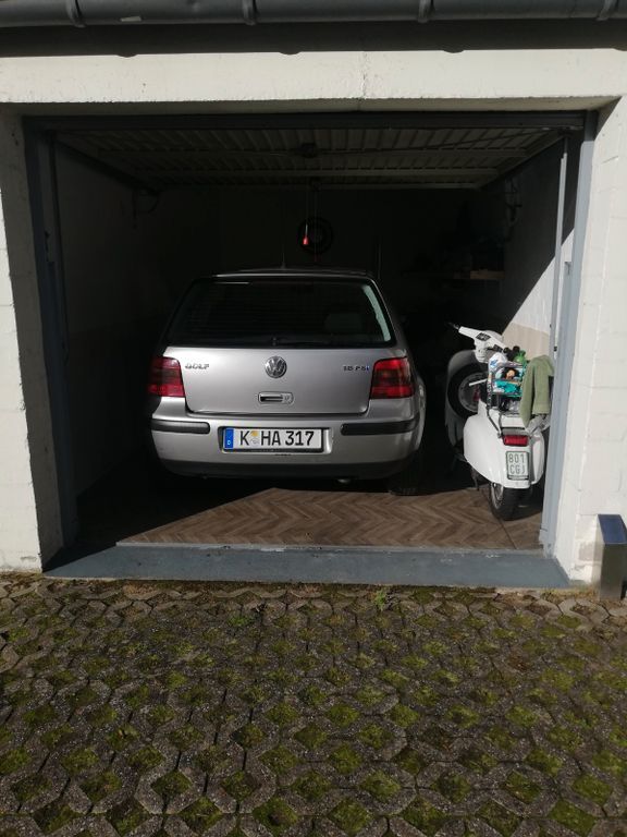 VW Golf 116.800 km 2.500 € Köln 51069