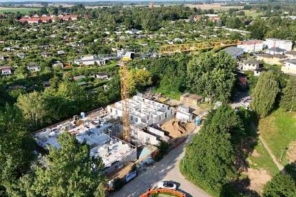 Wohnung zum Mieten in Rostock 2.473,42 € 130.18 m² 4 zimmer