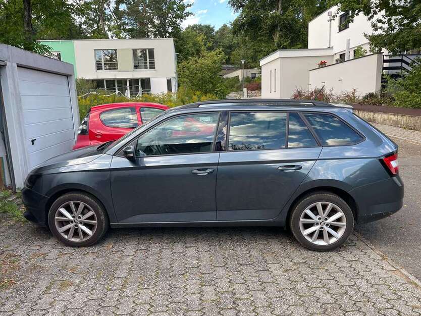 Skoda Fabia 24.419 km 10.500 € Uttenreuth 91080