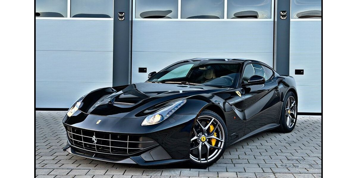 Ferrari F12 19.500 km 299.000 &euro; Seitingen-Oberflacht 78606