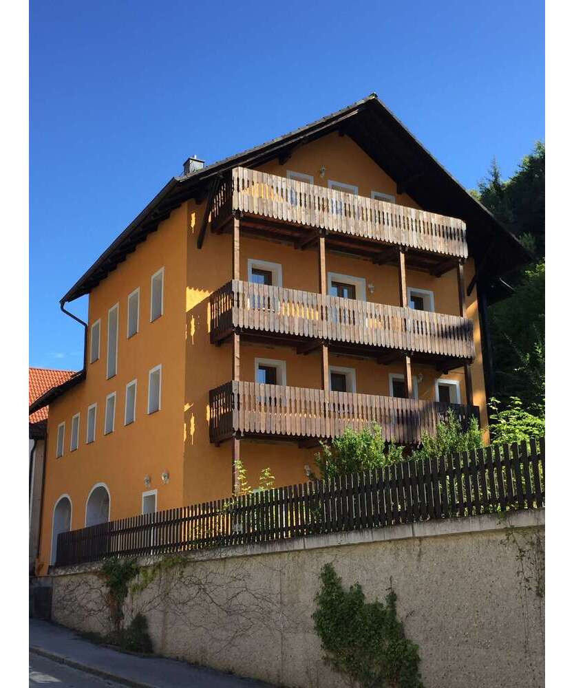 Wohnung zum Mieten in Etzelwang 700 € 109 m²