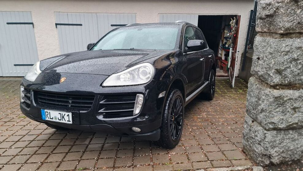 Porsche Cayenne 172.000 km 10.999 € Aue 08280