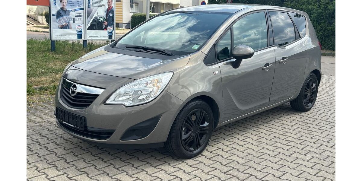 Opel Meriva 149.998 km 3.750 &euro; Halle/Saale 06126