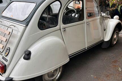 Citroen 2 CV 112.600 km 9.000 &euro; Arnsberg 59821