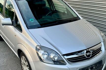 Opel Zafira 140.000 km 3.771 &euro; Burbach 57299