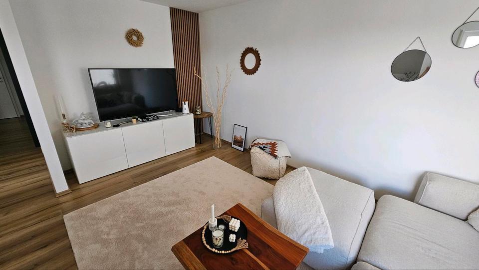 Neuenstadt: Moderne 2,5-Zi.-Wohnung m. Balkon, Top-Lage, Stellpl. zimmer