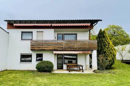 Ein- oder Zweifamilienhaus ca. 190qm, Toplage, gepflegt, Superdämmung, Fußbodenheizung, Simmozheim 7 zimmer