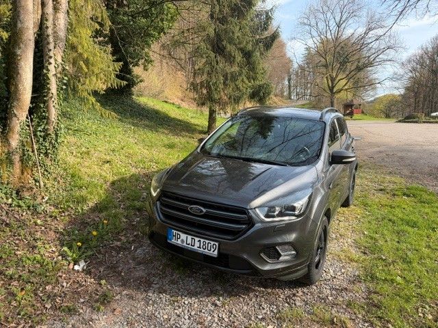 Ford Kuga 152.000 km 10.499 &euro; Oberzent 64760