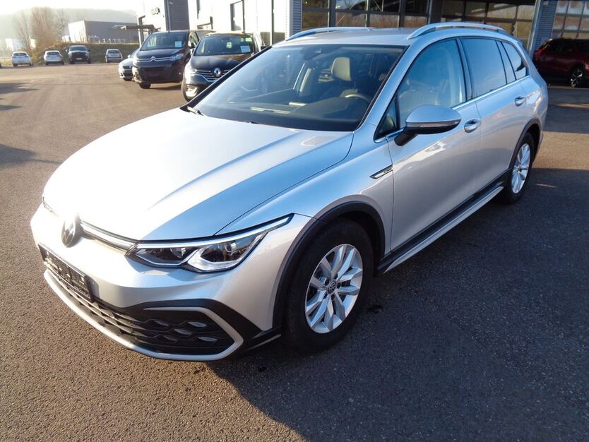 VW Golf 81.000 km 26.999 € Lebach 66822