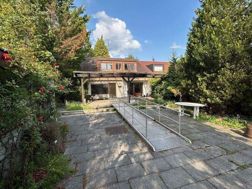 DHH in Erlangen - Kosbach...gut gelegen, Vorrath-Bau 6 zimmer