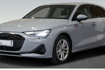 Audi A3 9.999 km 42.390 &euro; Bremerhaven 27576