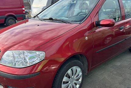 Fiat Punto 86.914 km 2.850 &euro; Dettingen/Erms 72581