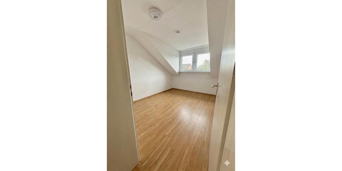 Mehrfamilienhaus, Wohnhaus Mönchengladbach West - 3 Zimmer, 60 m&sup2;, 600&euro; | Angebot:26587161