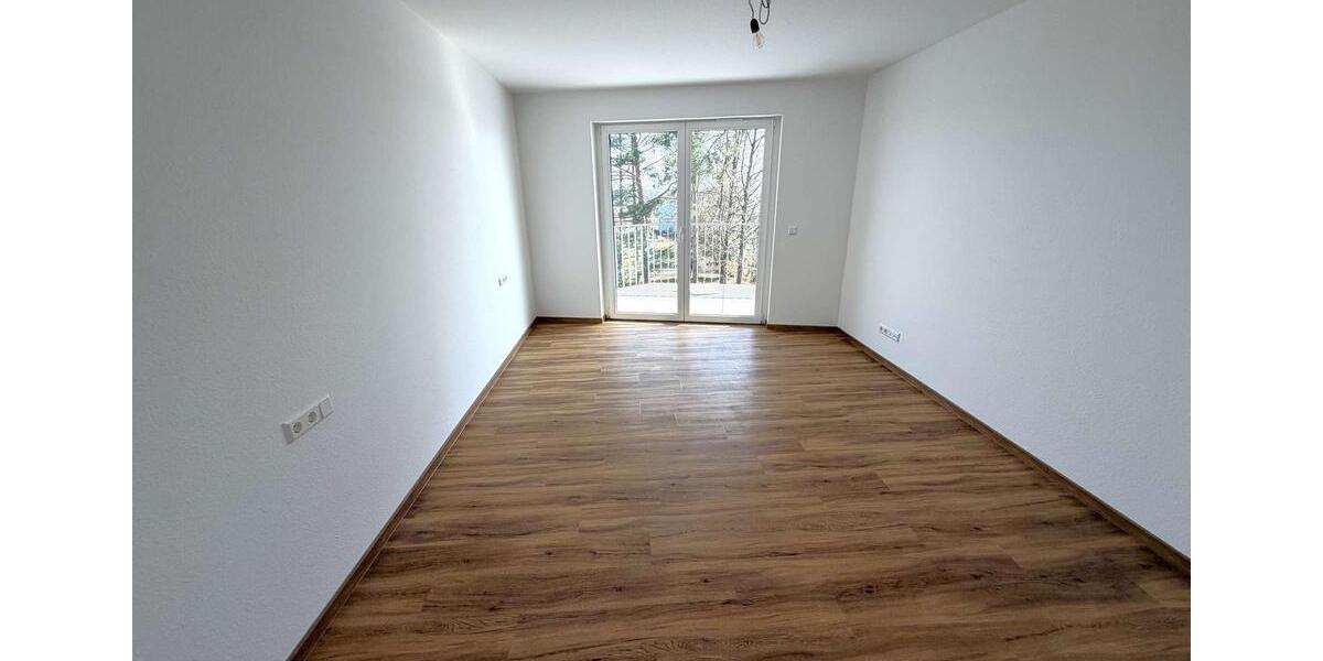 Dachgeschoßwohnung Eutingen im Gäu - 3 Zimmer, 113 m&sup2;, 1.359&euro; | Angebot:24491248