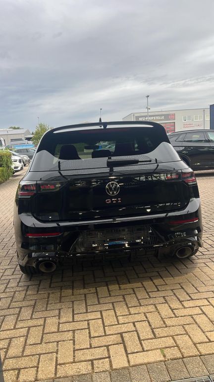 VW Golf 26.000 km 47.000 € Berlin 12043