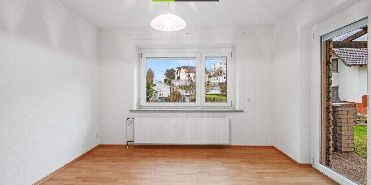 Mehrfamilienhaus, Wohnhaus Aulendorf - 7 Zimmer, 144 m&sup2;, 415.000&euro; | Angebot:25693536