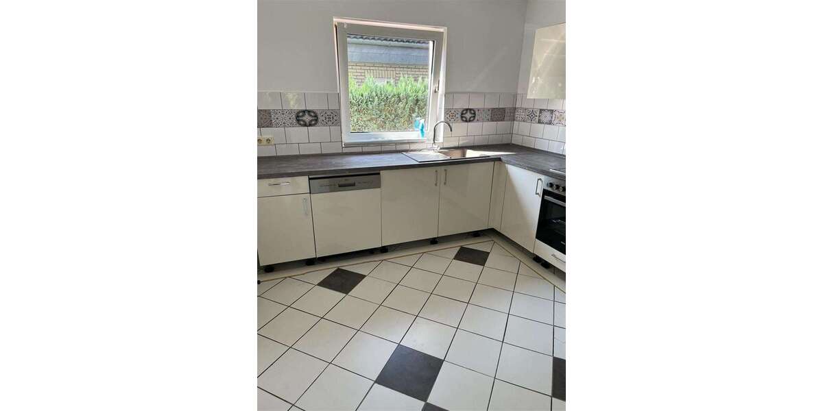 Etagenwohnung Rösrath - 2 Zimmer, 75 m&sup2;, 850&euro; | Angebot:26380643