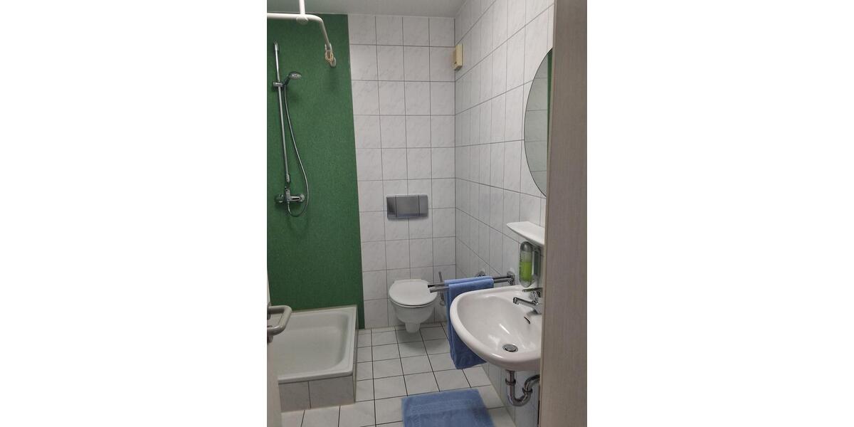 Etagenwohnung Windelsbach - 1 Zimmer, 30 m&sup2;, 300&euro; | Angebot:26049282