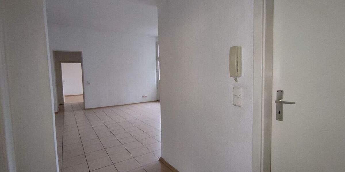 Etagenwohnung Bitterfeld Kraftwerksiedlung - 3 Zimmer, 74 m&sup2;, 67.500&euro; | Angebot:25704673