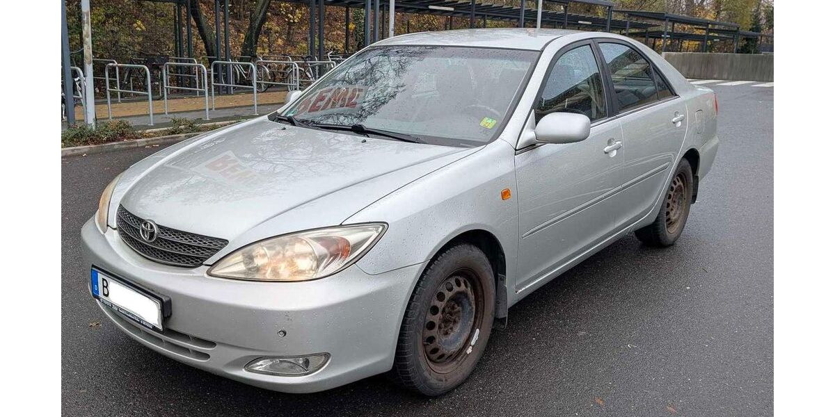 Toyota Camry 225.997 km 4.500 &euro; Berlin 12623